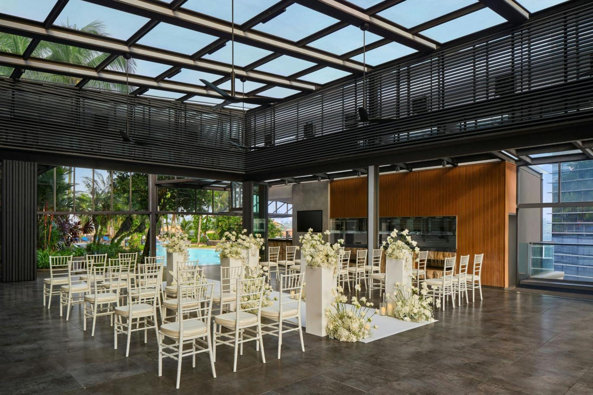 Le Méridien Kuala Lumpur Extérieur photo The Glasshouse