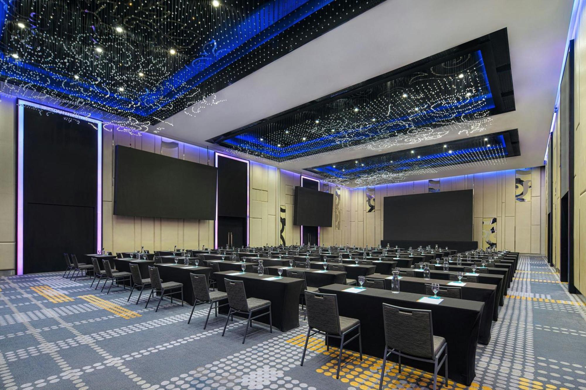 Le Méridien Kuala Lumpur Extérieur photo The Grand Ballroom